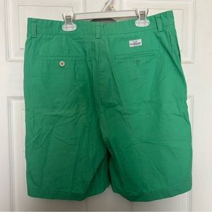 Vineyard Vines shorts
